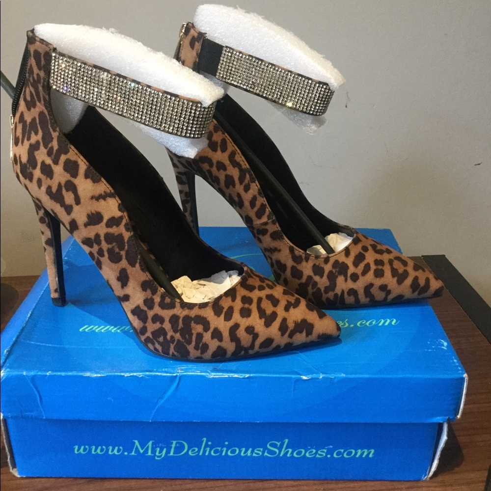 💃🏿Joan Tan/Gold Cheetah Print Stilettos💃🏿